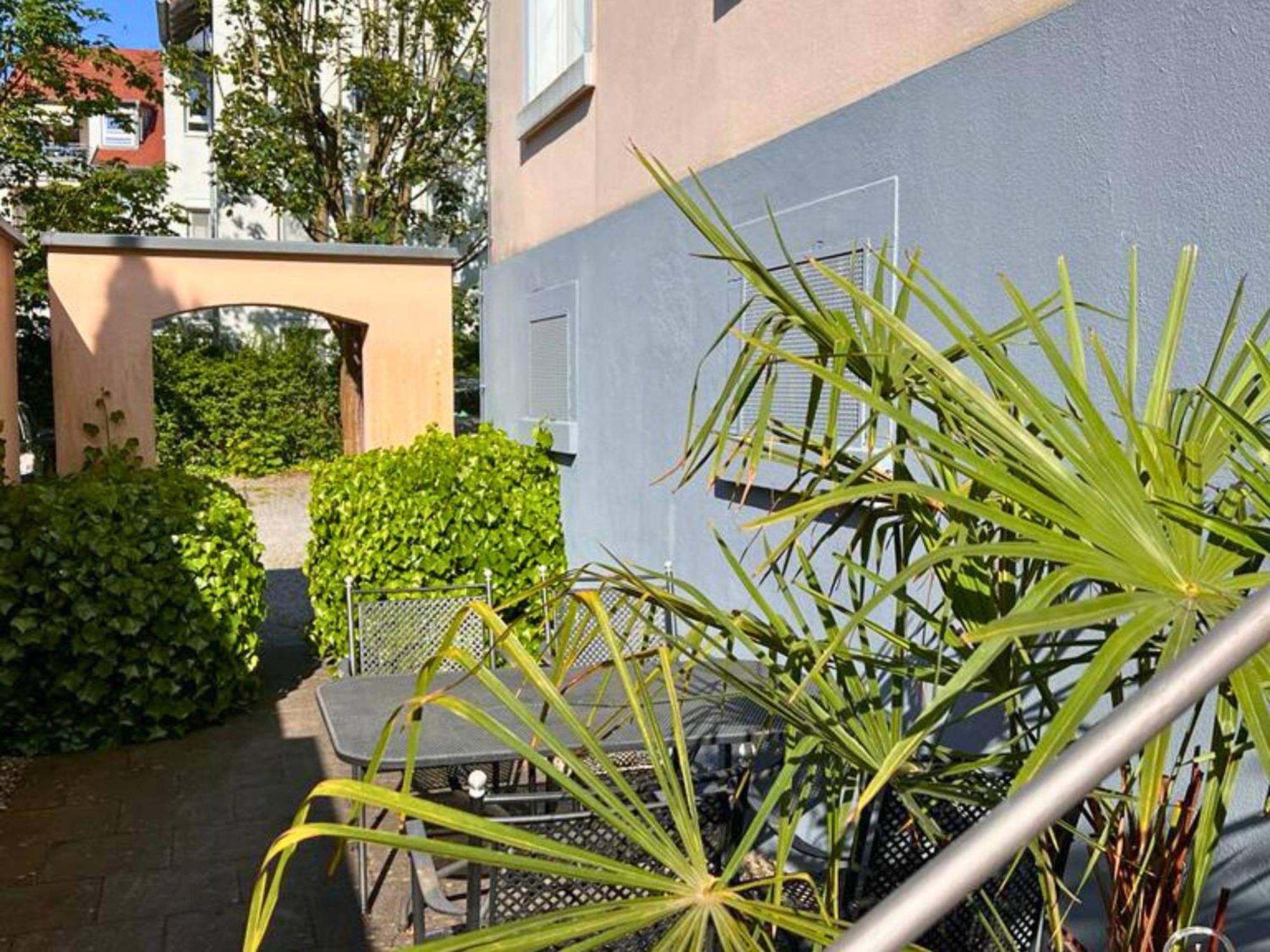 Seeglueck Seeliebe - Charmante Jugendstilwohnung Mit Parkplatz Direkt Im Zentrum Nahe Bahnhof Und Seeufer In Konstanz Exterior photo
