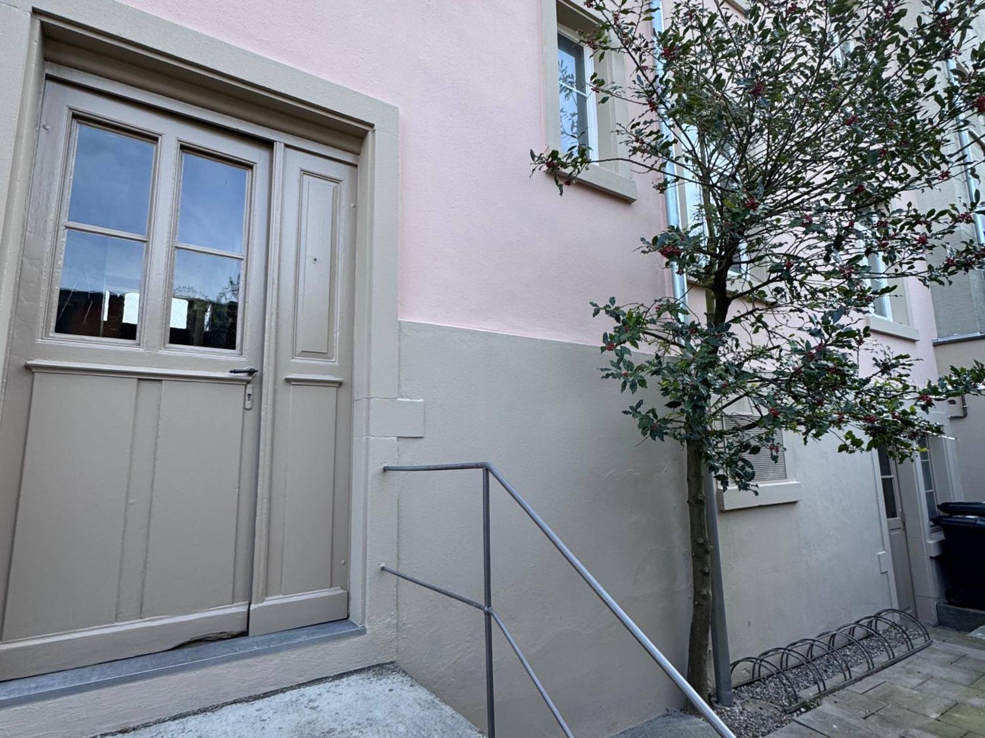 Seeglueck Seeliebe - Charmante Jugendstilwohnung Mit Parkplatz Direkt Im Zentrum Nahe Bahnhof Und Seeufer In Konstanz Exterior photo